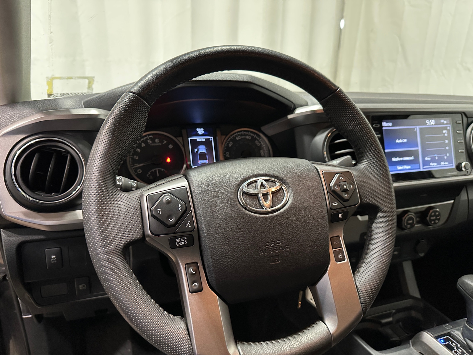 Thumbnail: 2022 Toyota Tacoma - 5