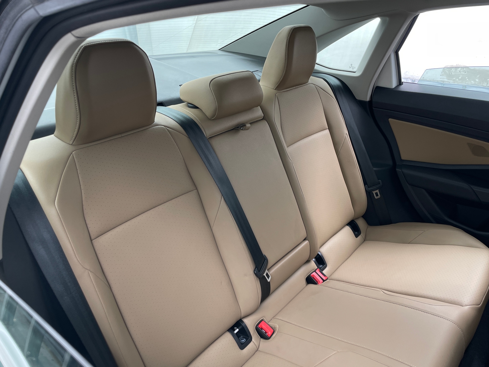 Thumbnail: 2019 Volkswagen Jetta - 5