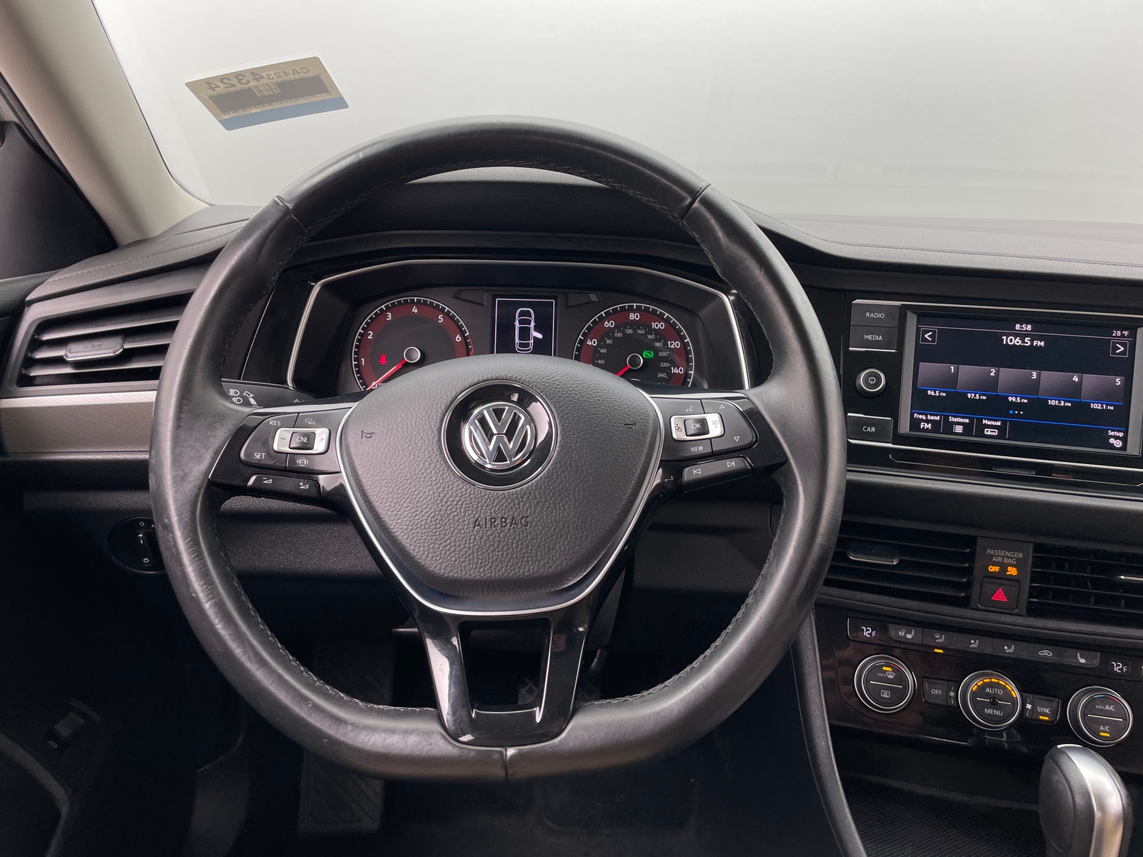 Thumbnail: 2019 Volkswagen Jetta - 4