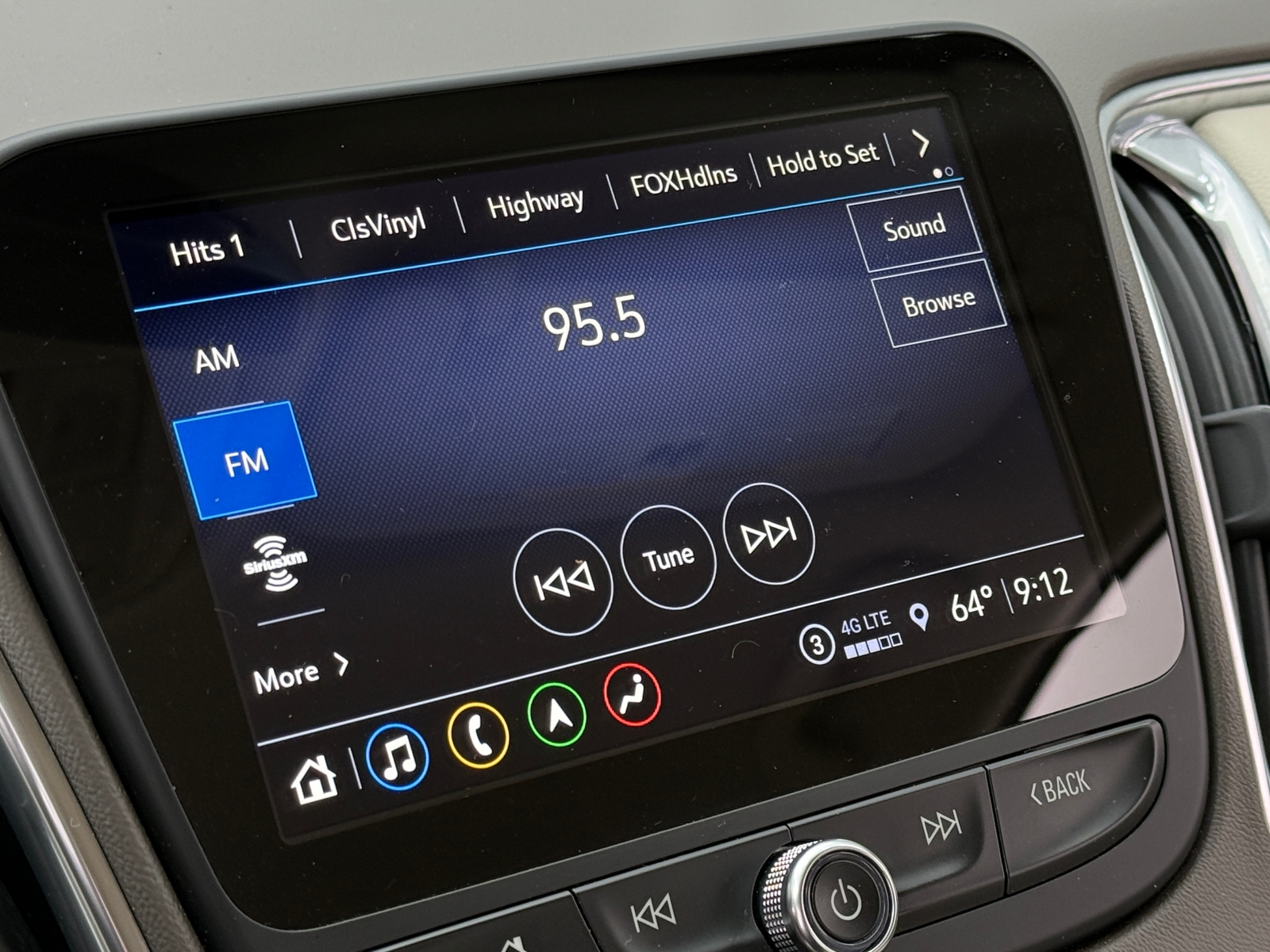 Thumbnail: 2024 Chevrolet Malibu - 3