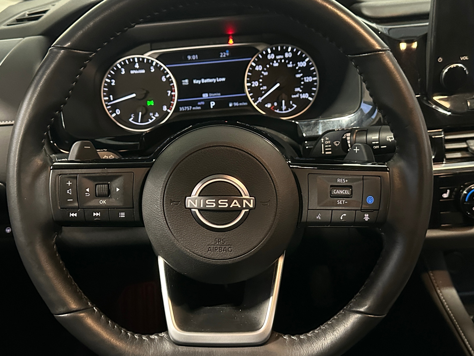 Thumbnail: 2023 Nissan Pathfinder - 4