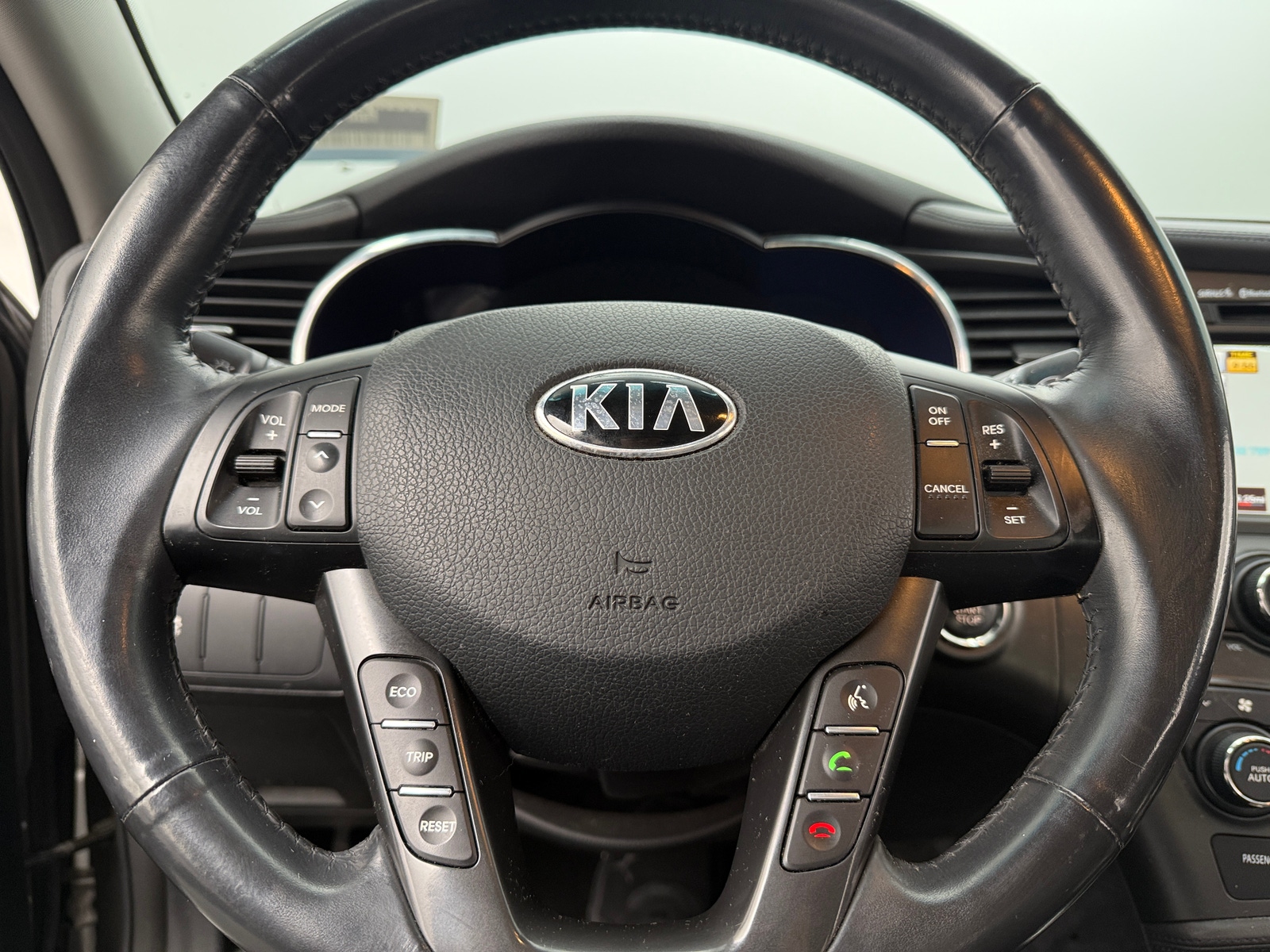 Thumbnail: 2013 Kia Optima - 4