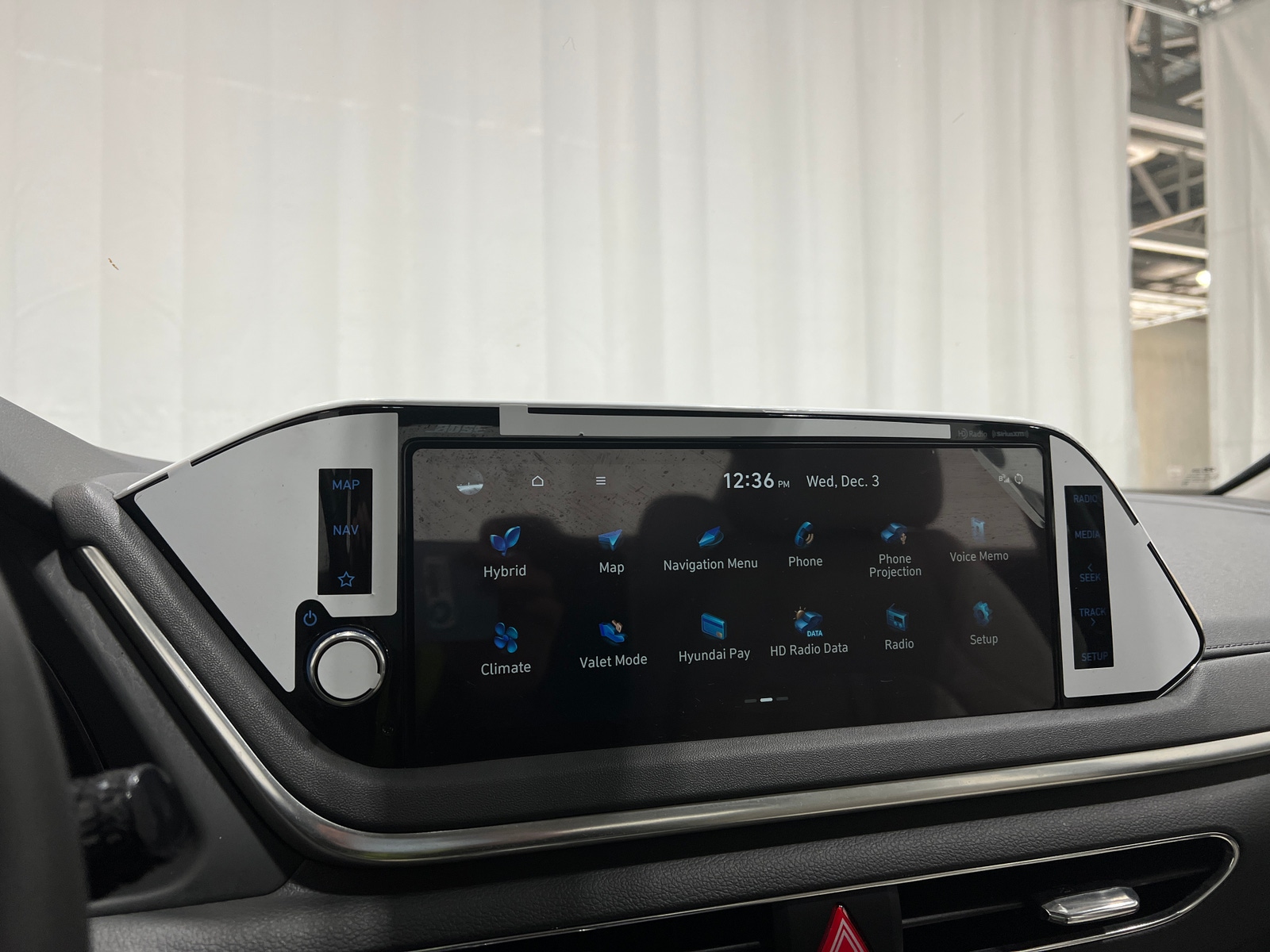 Thumbnail: 2023 Hyundai Sonata - 4