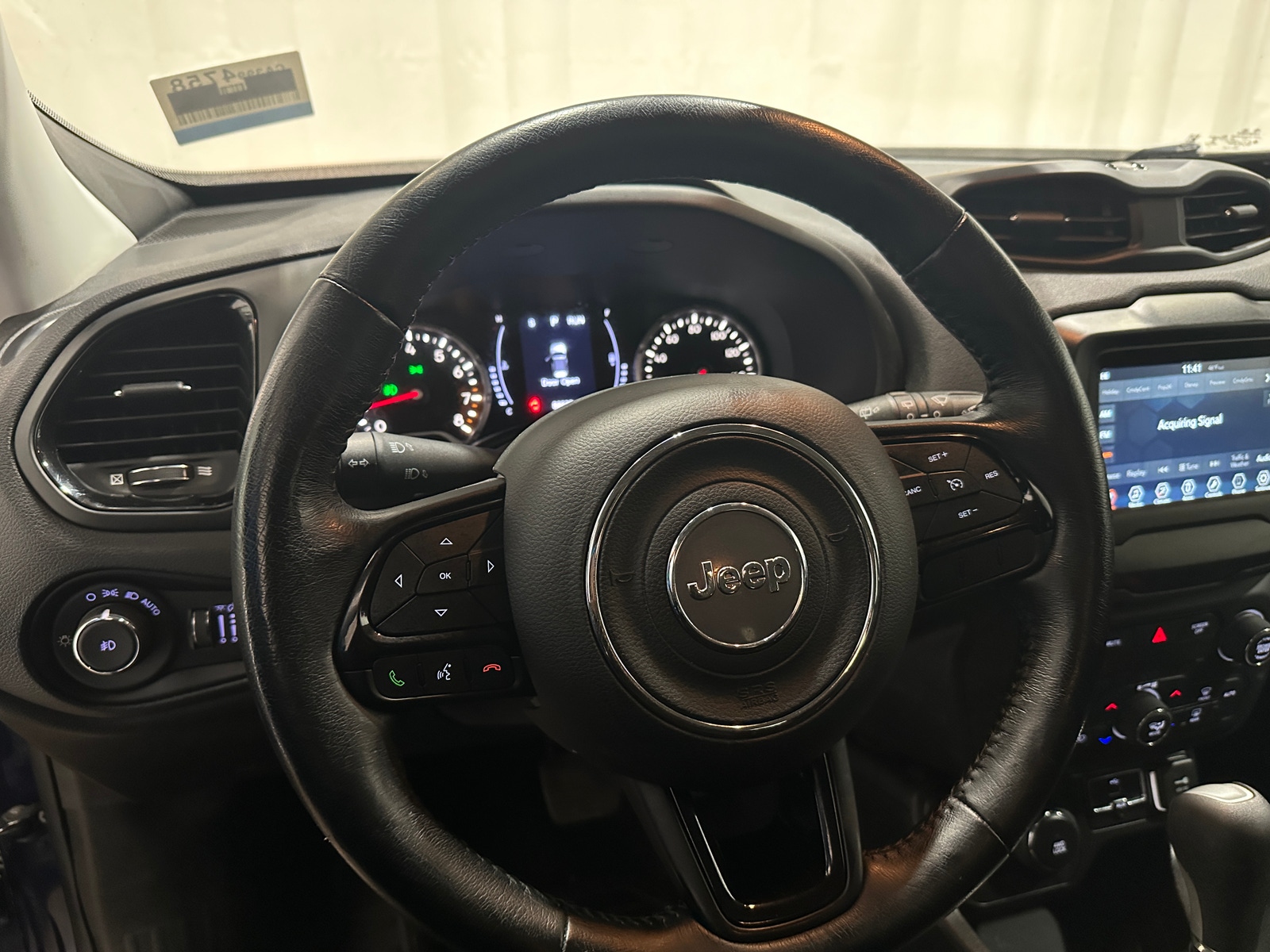 Thumbnail: 2018 Jeep Renegade - 5