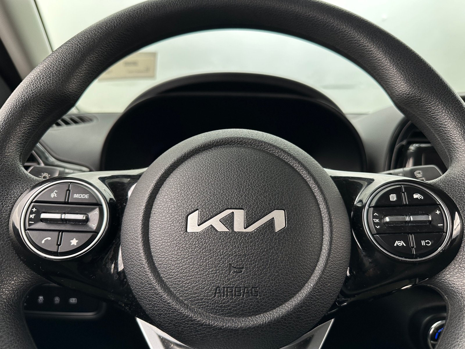 Thumbnail: 2023 Kia Soul - 5