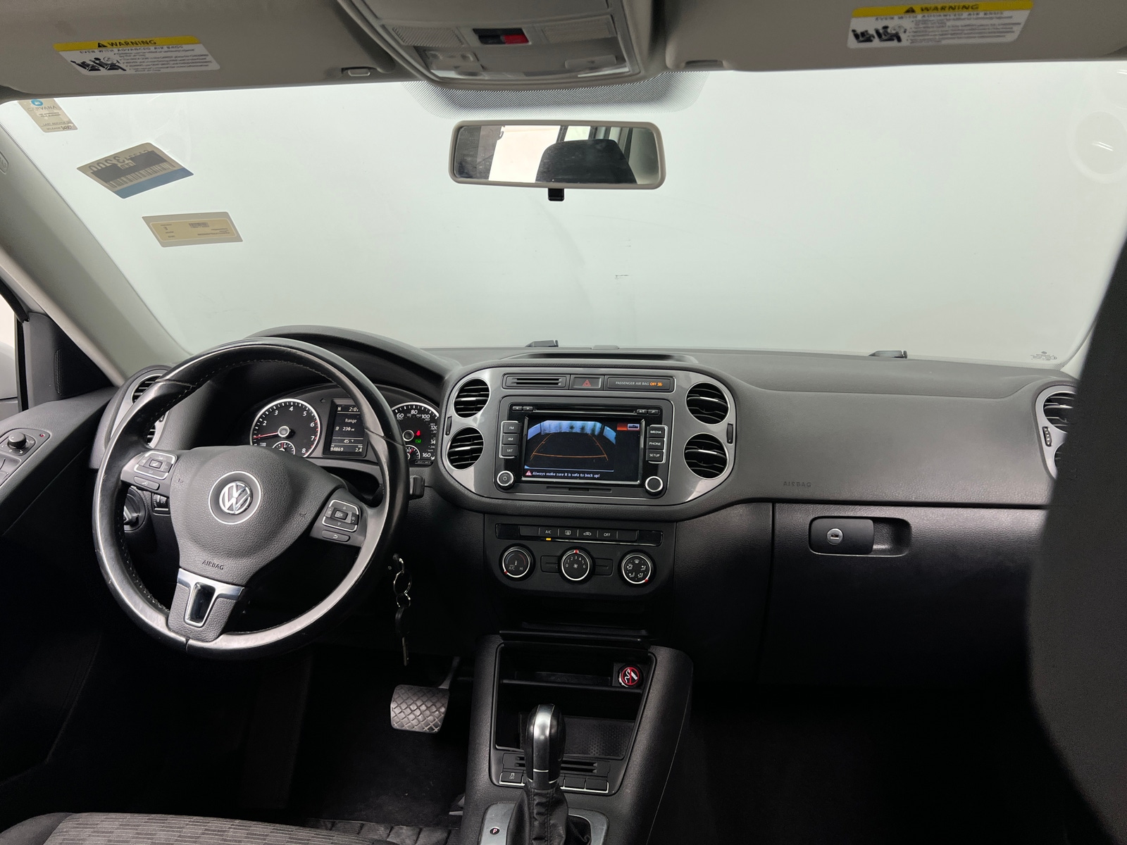 Thumbnail: 2015 Volkswagen Tiguan - 3