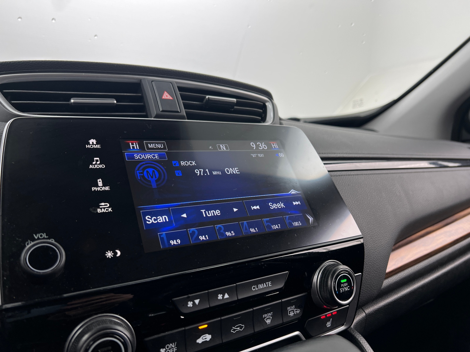 Thumbnail: 2017 Honda CR-V - 3