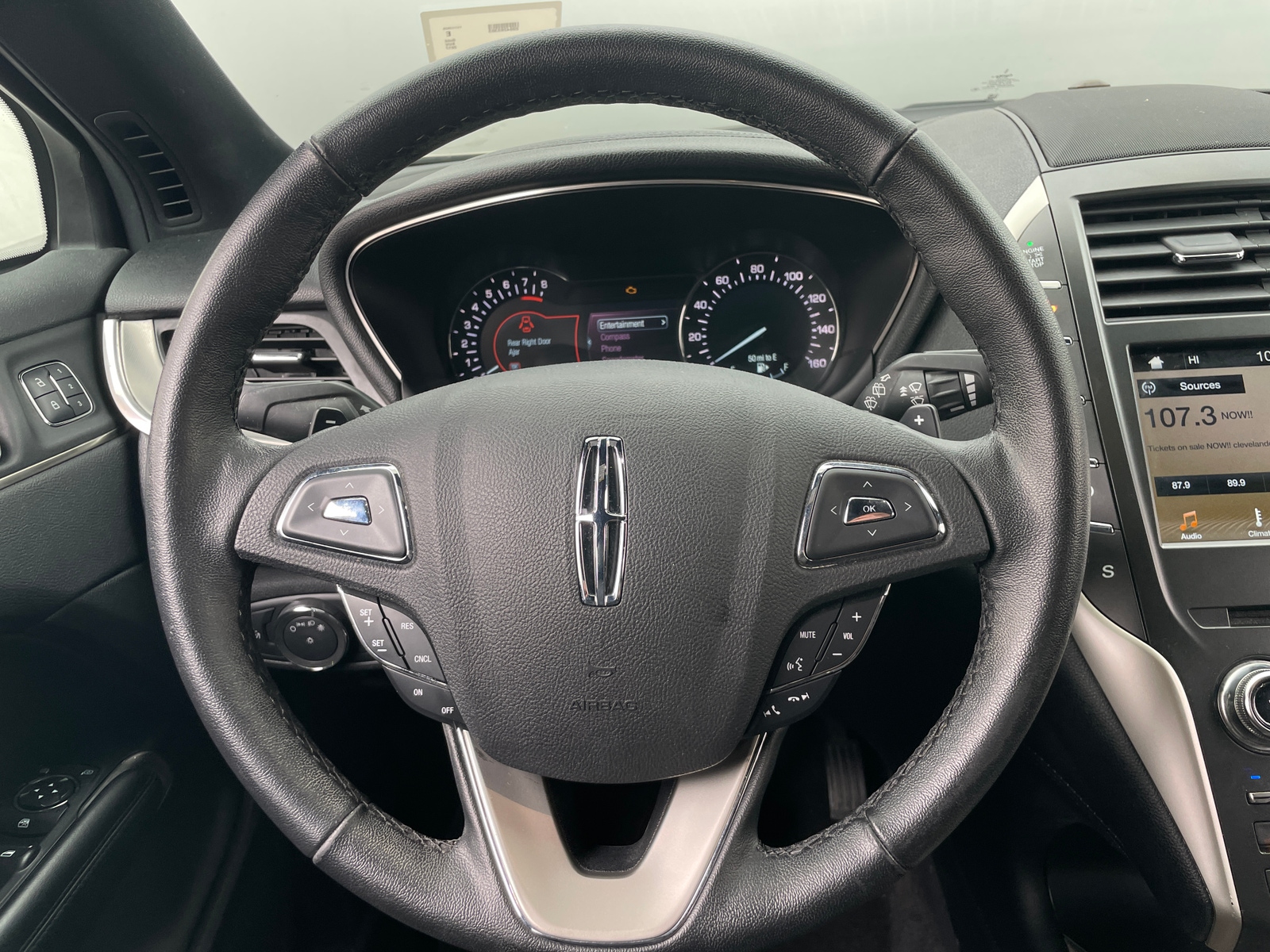 Thumbnail: 2017 Lincoln MKC - 4