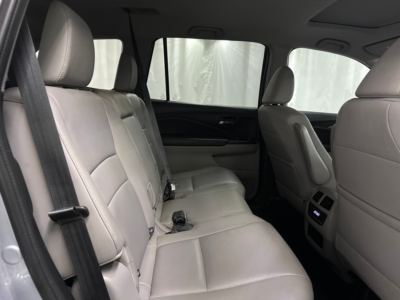 Thumbnail: 2016 Honda Pilot - 5