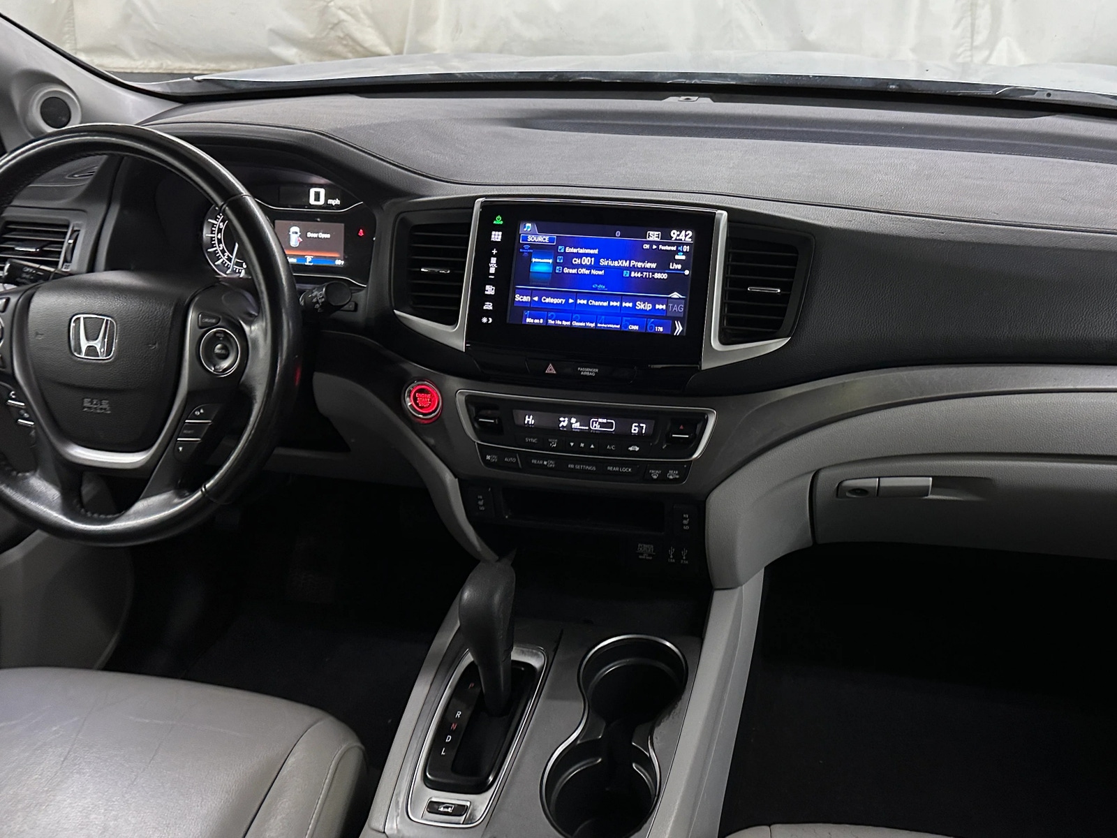 Thumbnail: 2016 Honda Pilot - 2