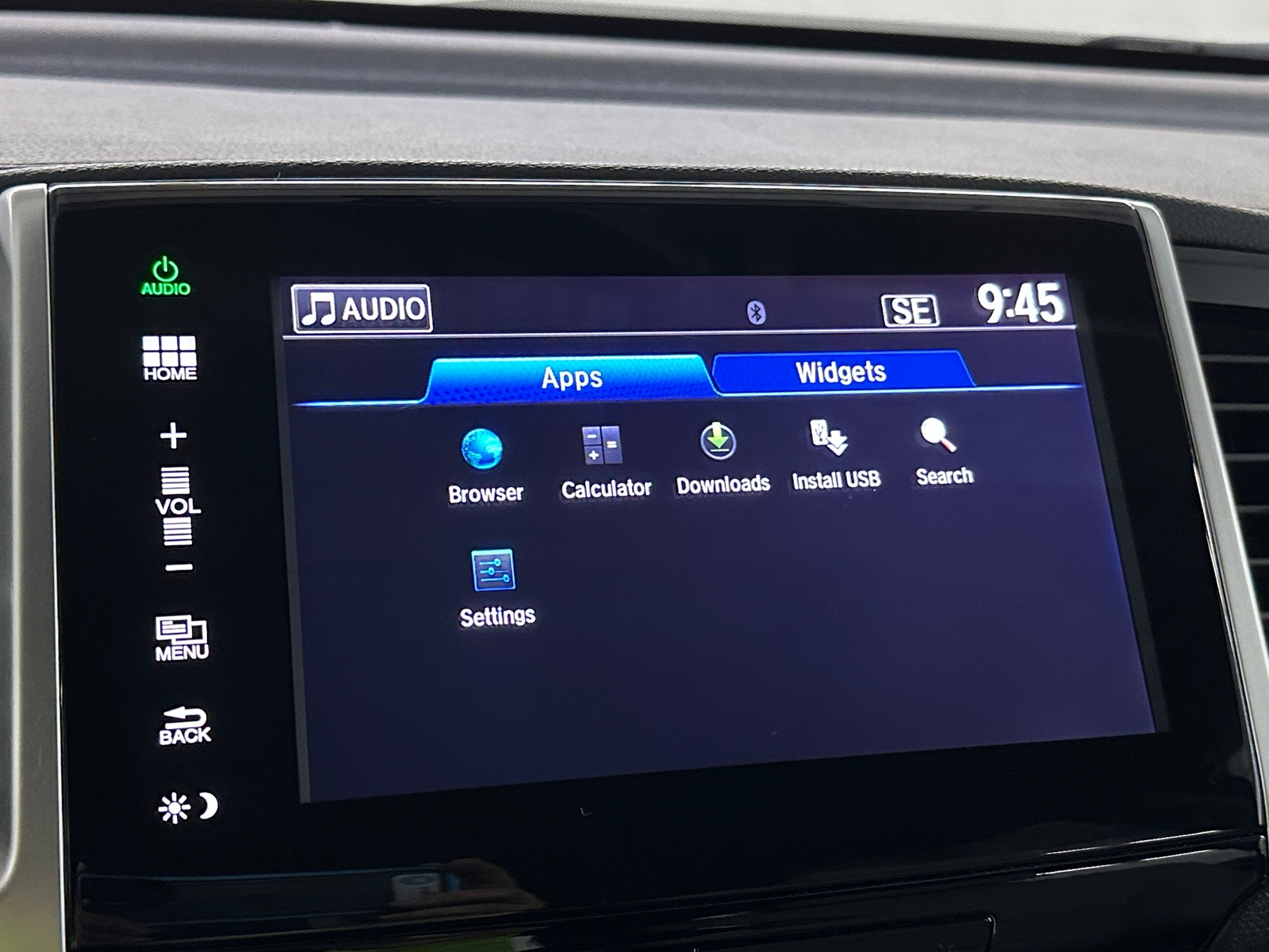 Thumbnail: 2016 Honda Pilot - 3