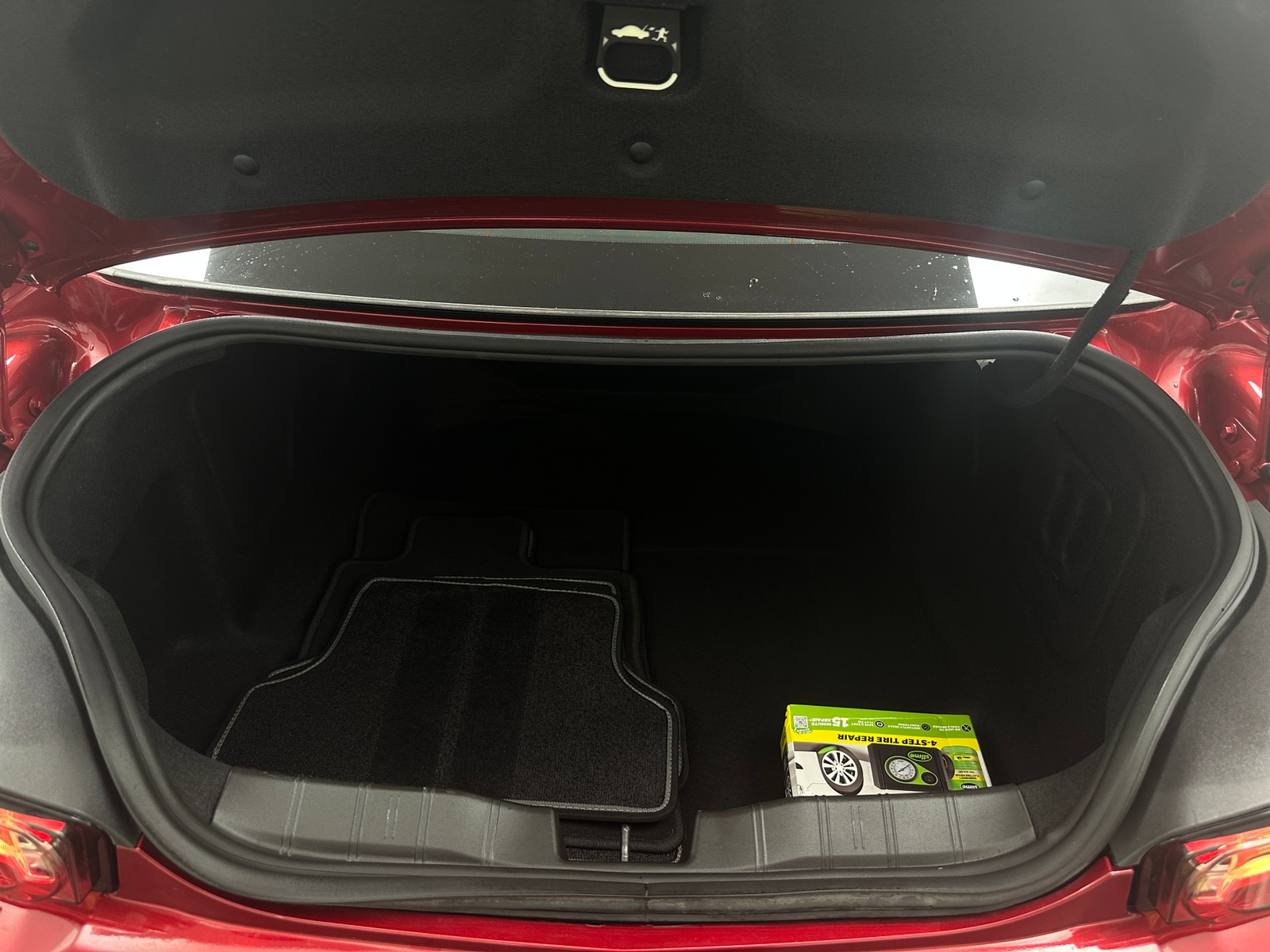 Thumbnail: 2021 Chevrolet Camaro - 4