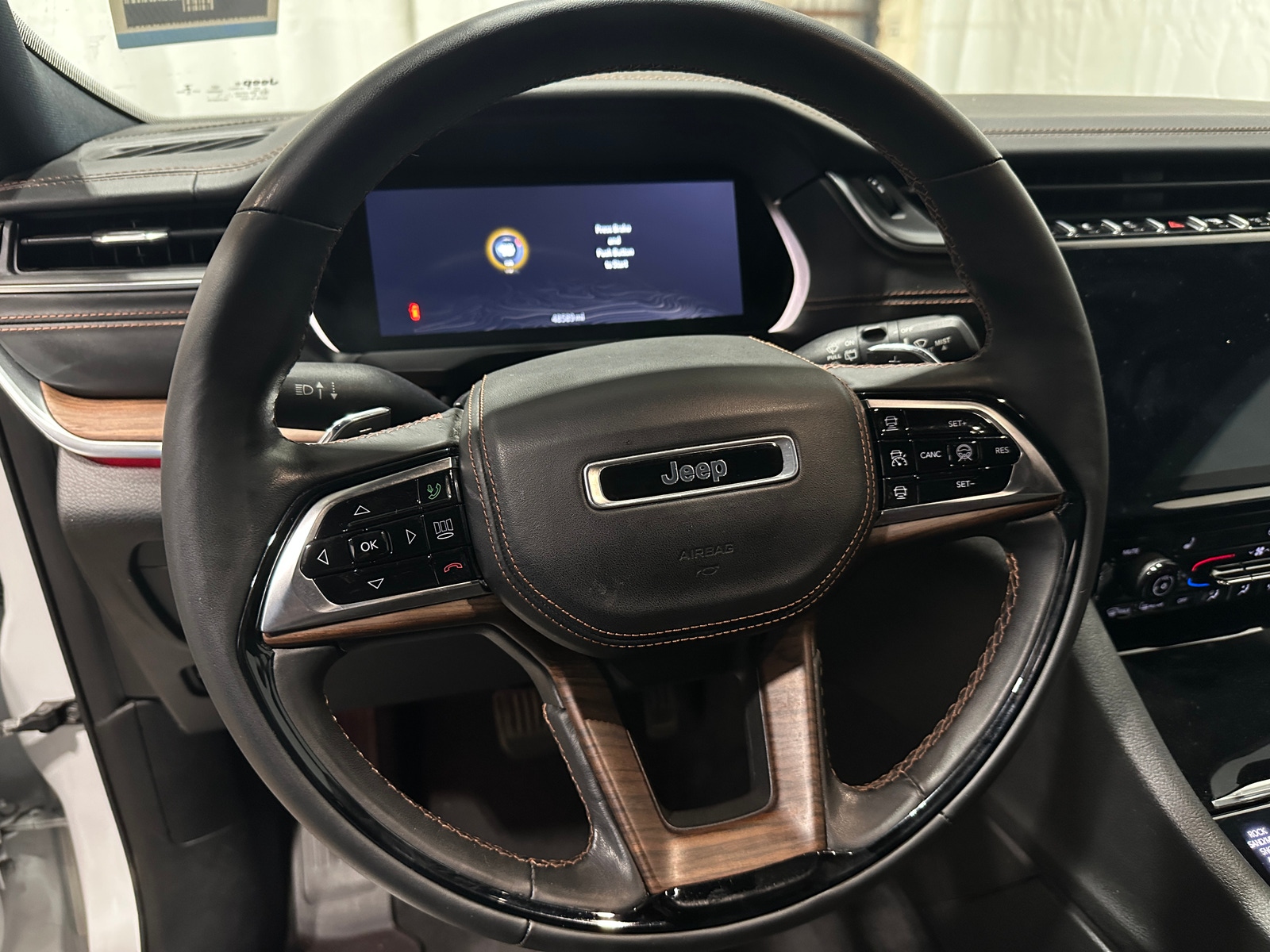 Thumbnail: 2021 Jeep Grand Cherokee L - 4