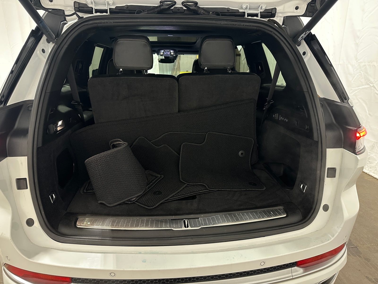 Thumbnail: 2021 Jeep Grand Cherokee L - 6