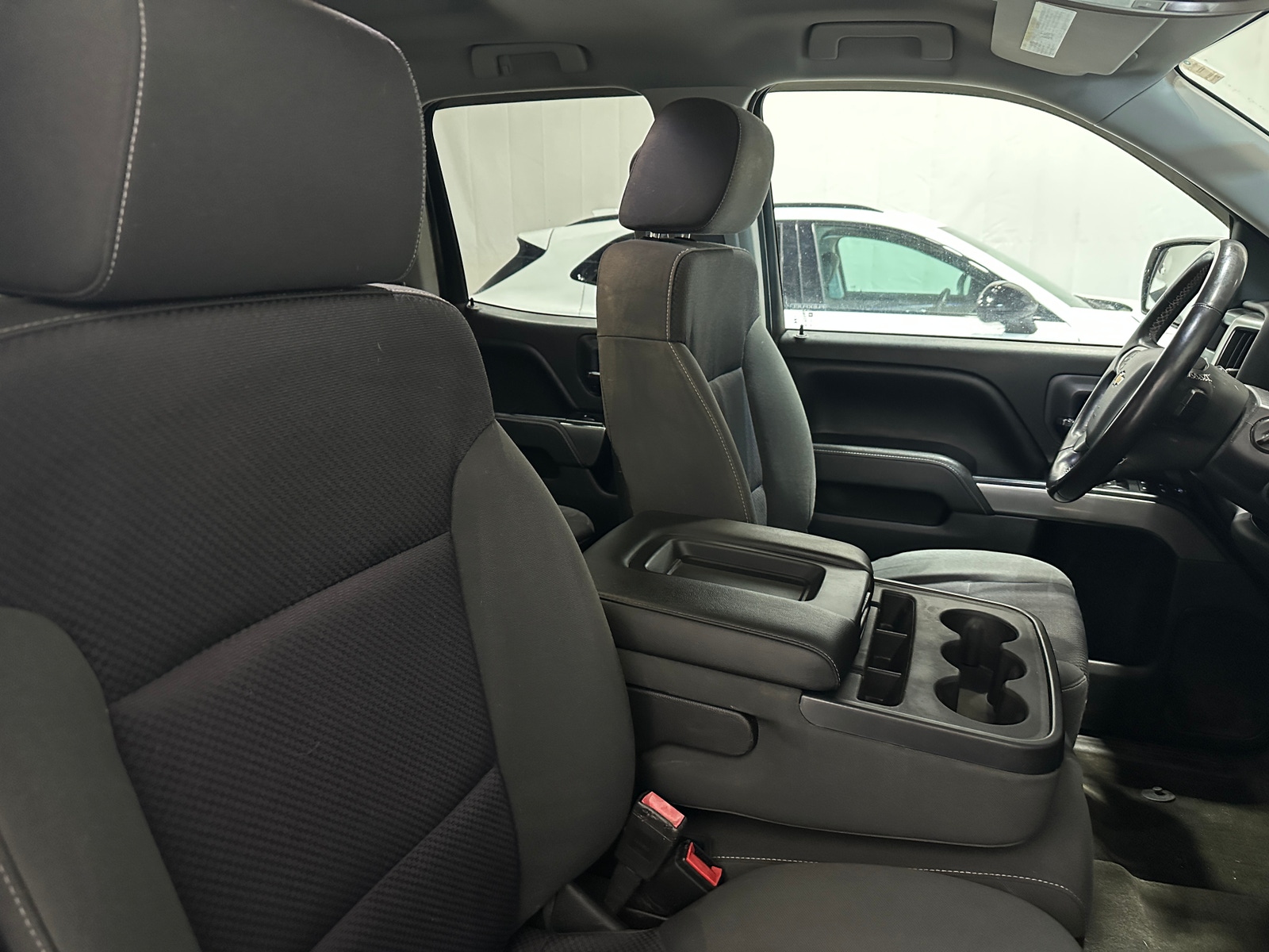 Thumbnail: 2015 Chevrolet Silverado 1500 - 2