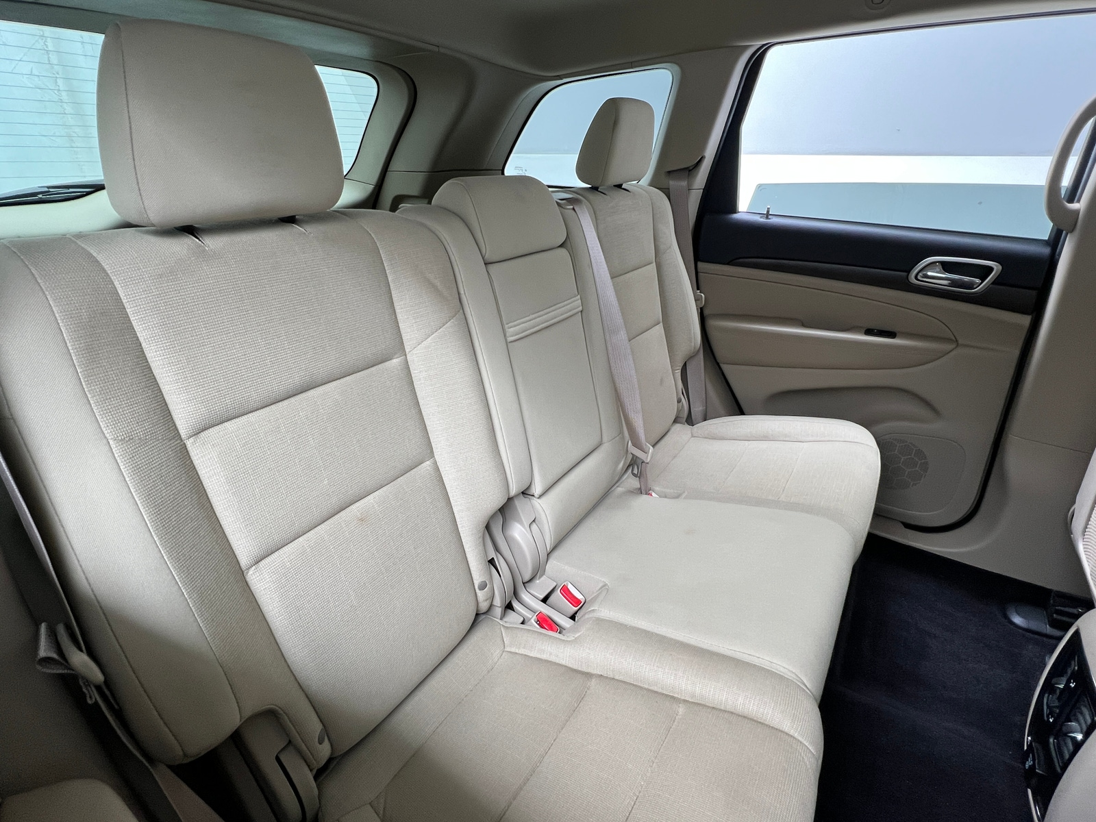 Thumbnail: 2017 Jeep Grand Cherokee - 6