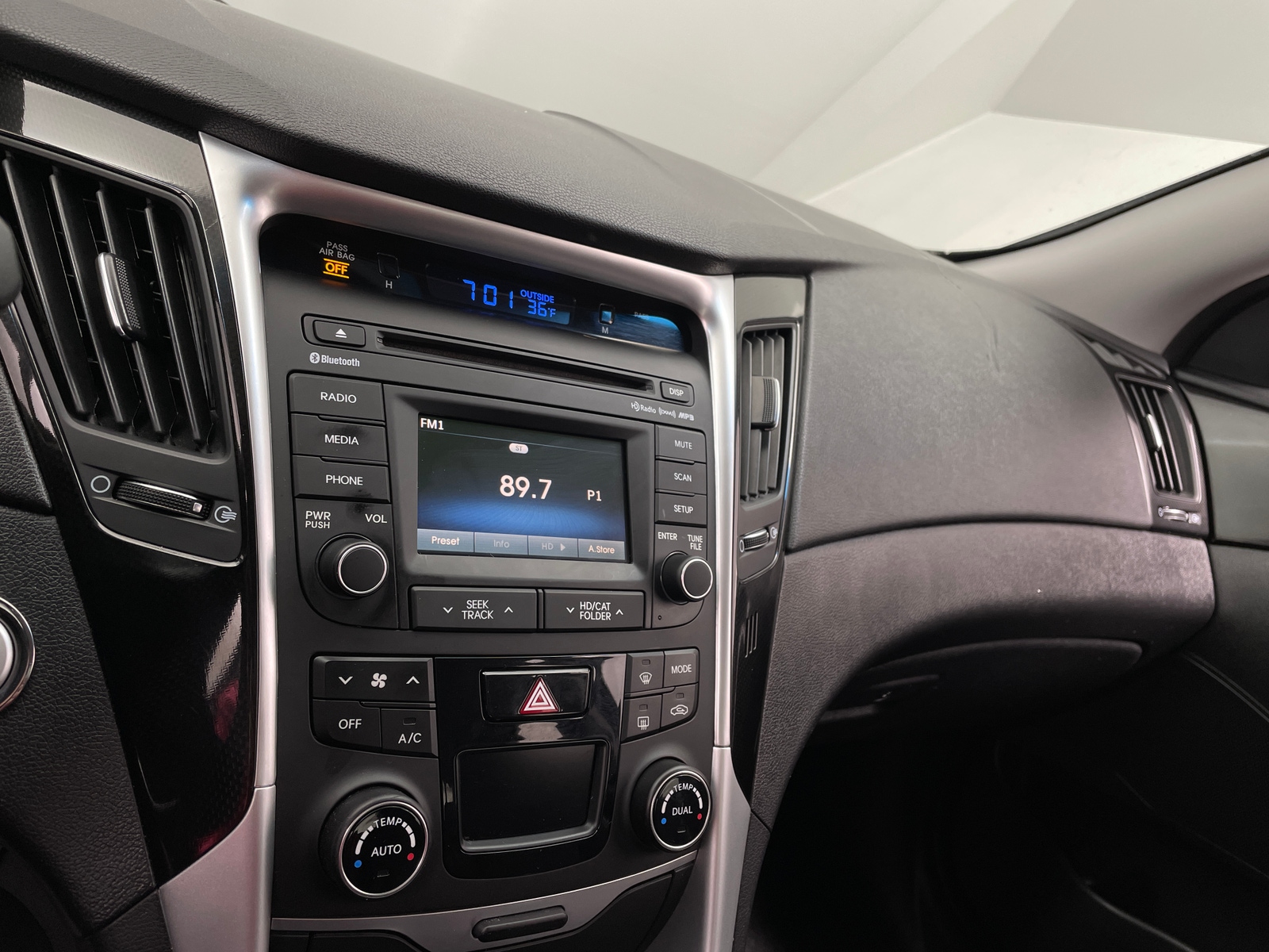 Thumbnail: 2014 Hyundai Sonata - 3