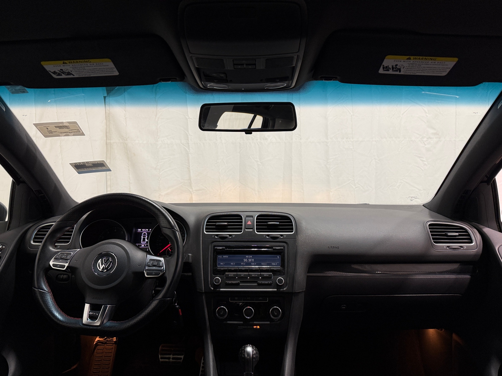 Thumbnail: 2014 Volkswagen Golf - 3