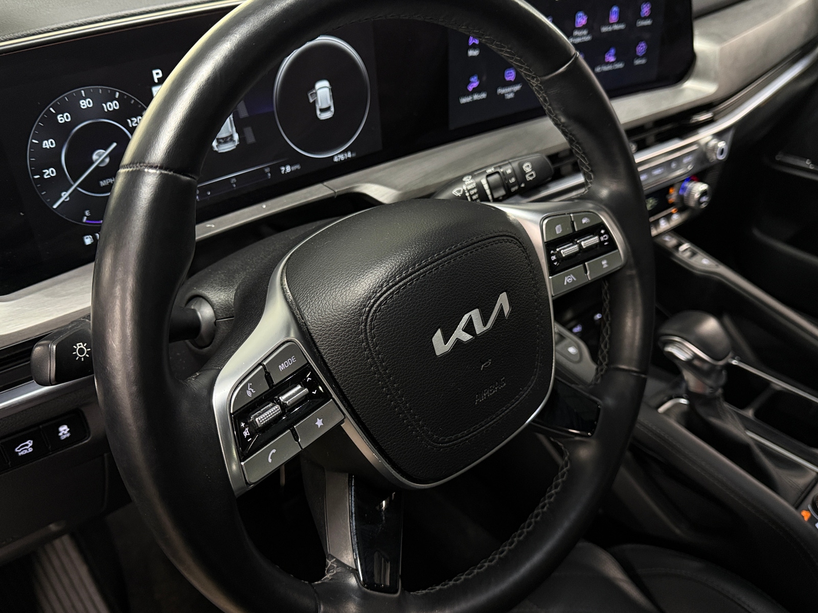 Thumbnail: 2023 Kia Telluride - 4