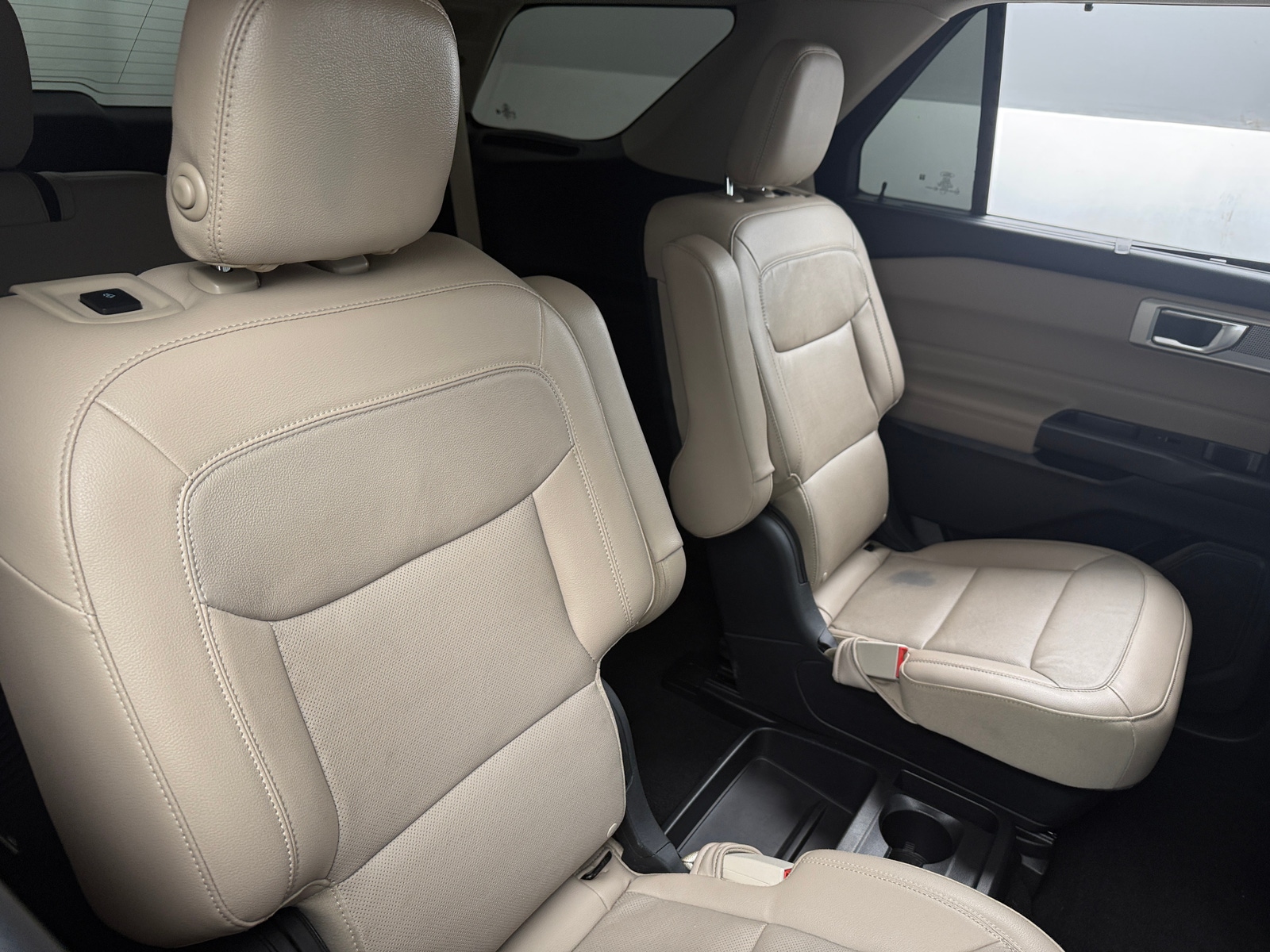 Thumbnail: 2020 Ford Explorer - 5