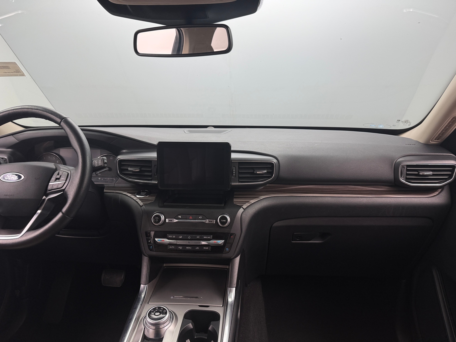 Thumbnail: 2020 Ford Explorer - 2