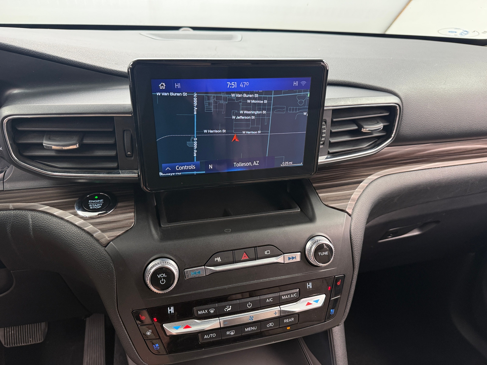 Thumbnail: 2020 Ford Explorer - 3