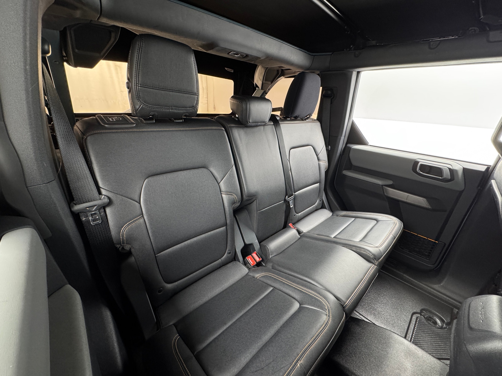 Thumbnail: 2021 Ford Bronco - 6