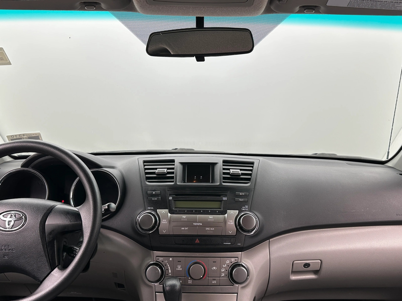 Thumbnail: 2012 Toyota Highlander - 3