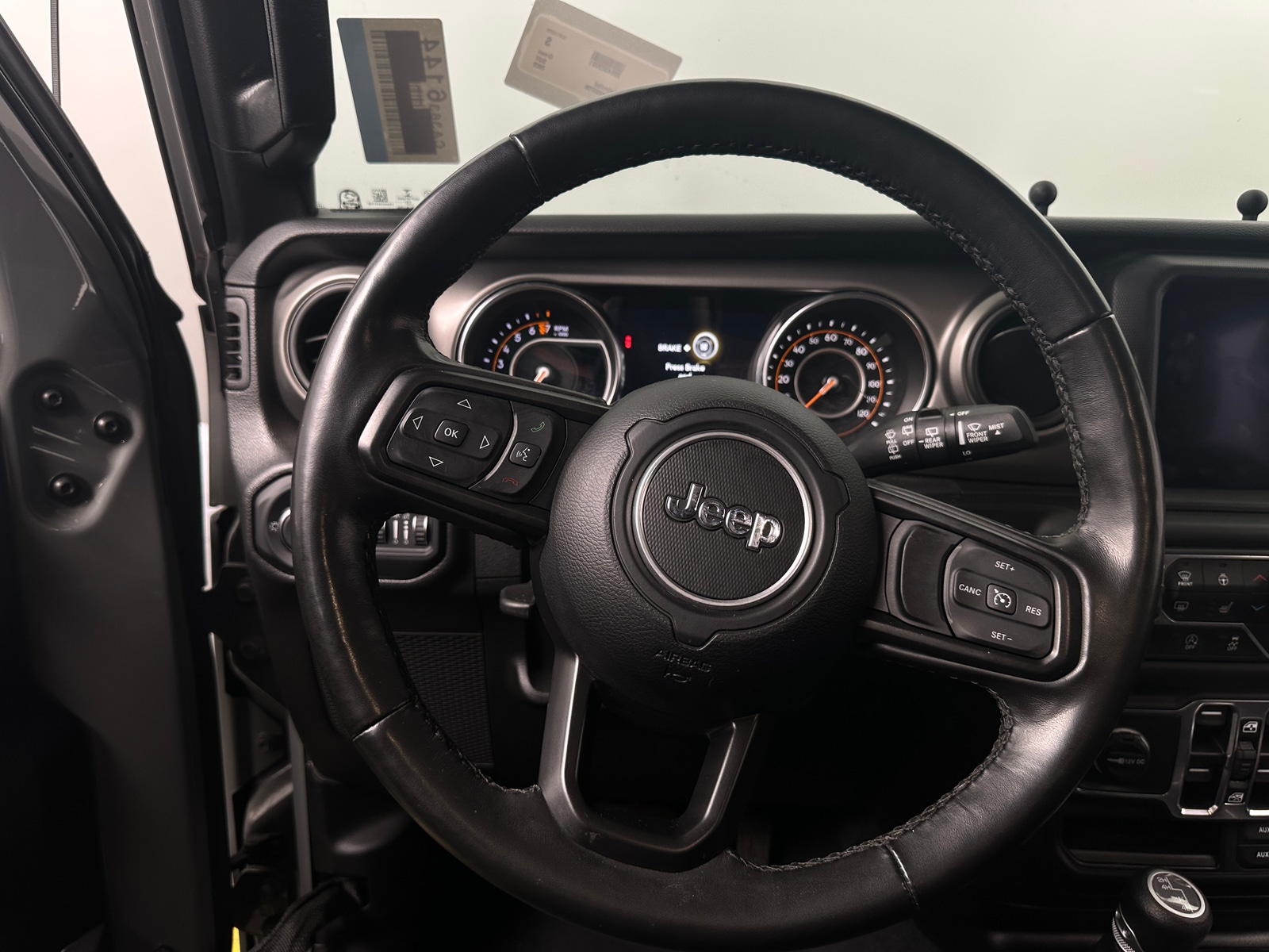 Thumbnail: 2022 Jeep Wrangler - 5