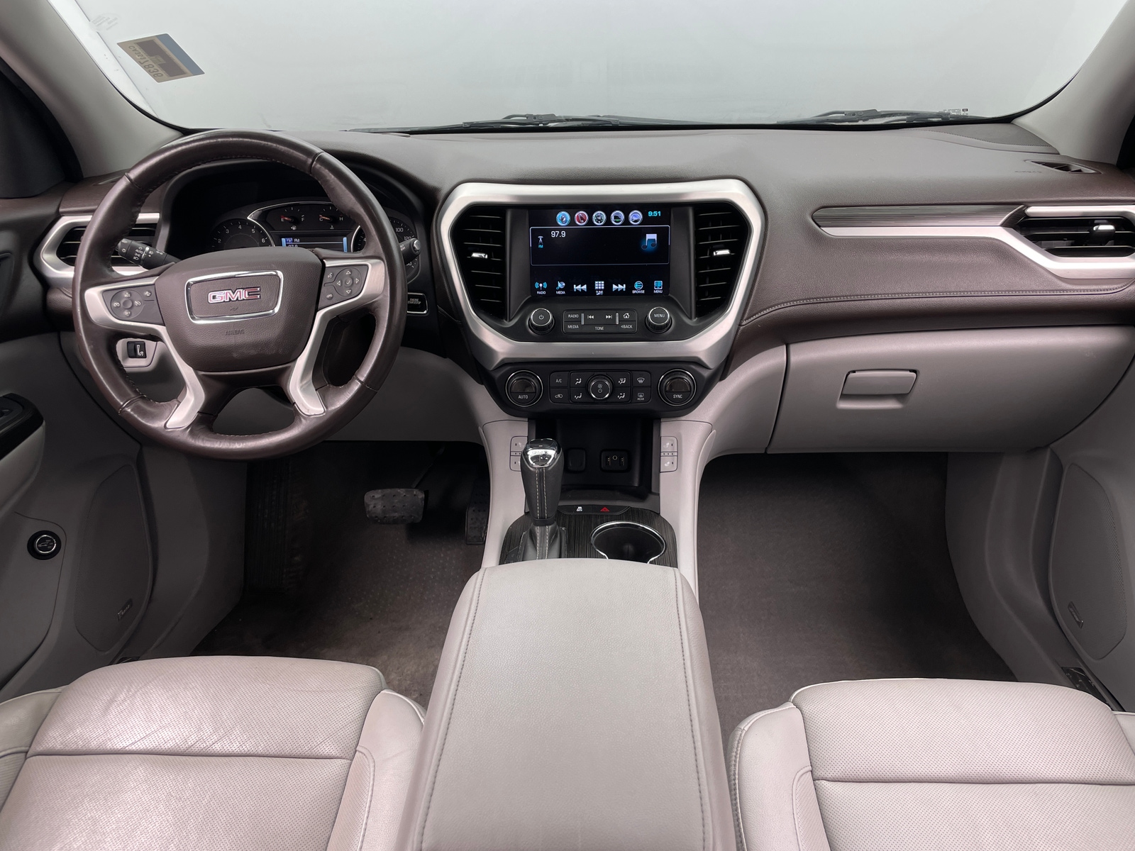 Thumbnail: 2017 GMC Acadia - 3