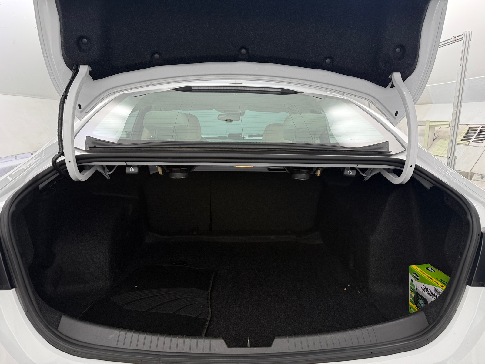 Thumbnail: 2024 Chevrolet Malibu - 6