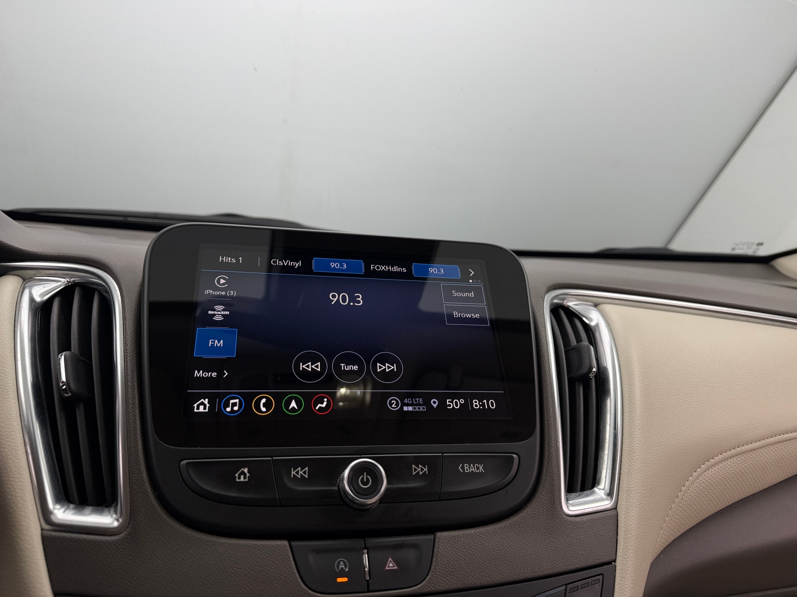 Thumbnail: 2024 Chevrolet Malibu - 3