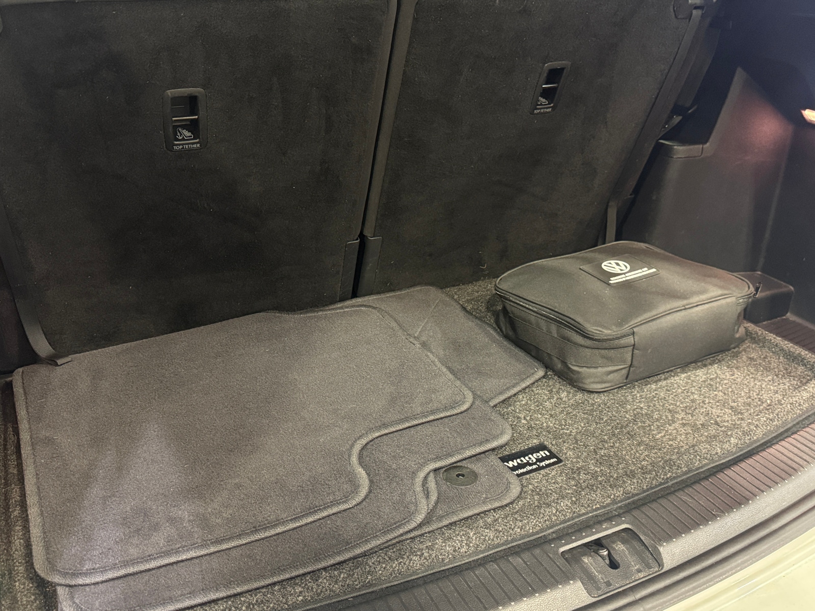 Thumbnail: 2022 Volkswagen Atlas - 6