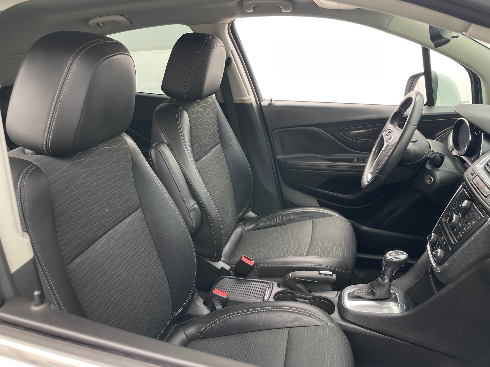 Thumbnail: 2016 Buick Encore - 2