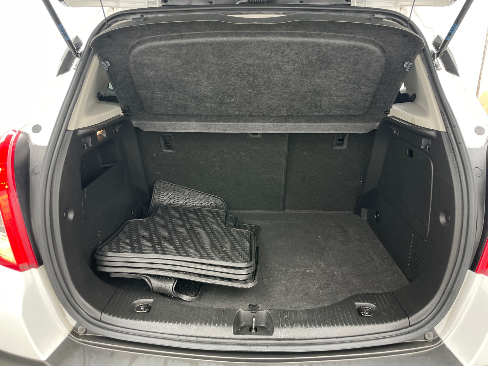 Thumbnail: 2016 Buick Encore - 7