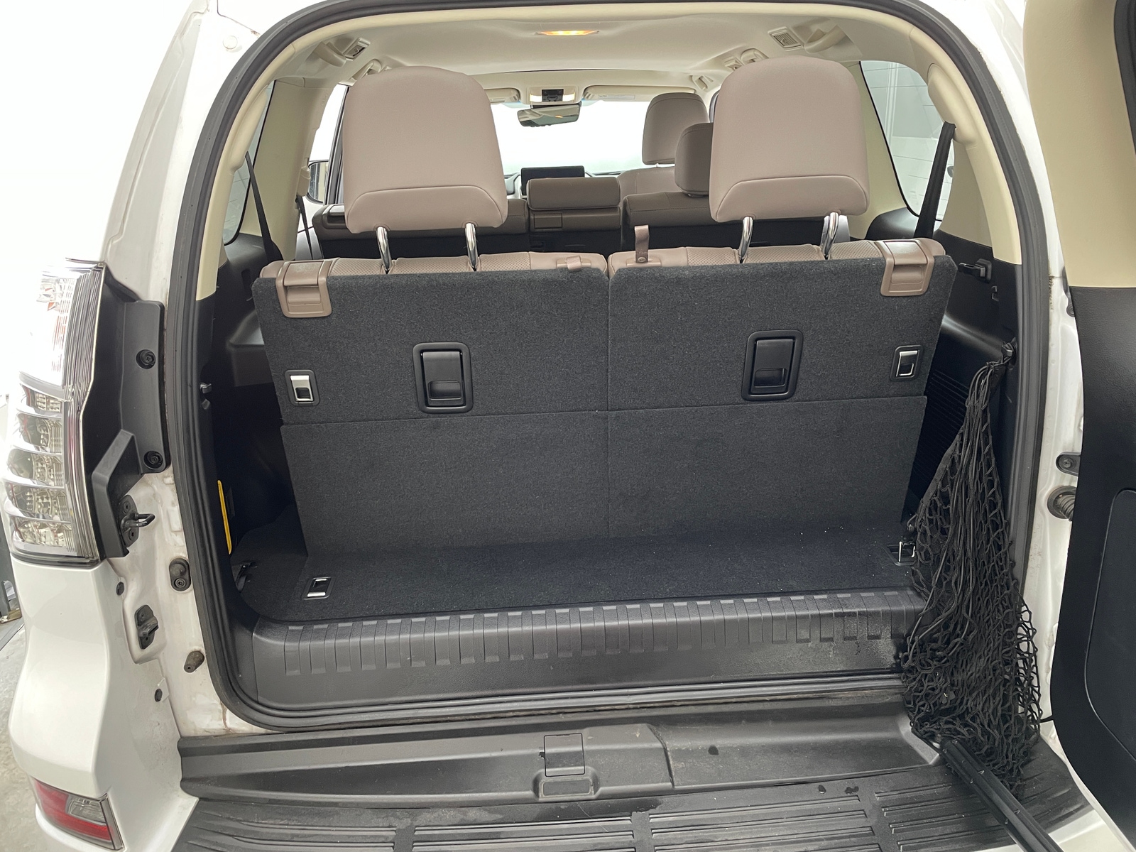 Thumbnail: 2022 Lexus GX - 7