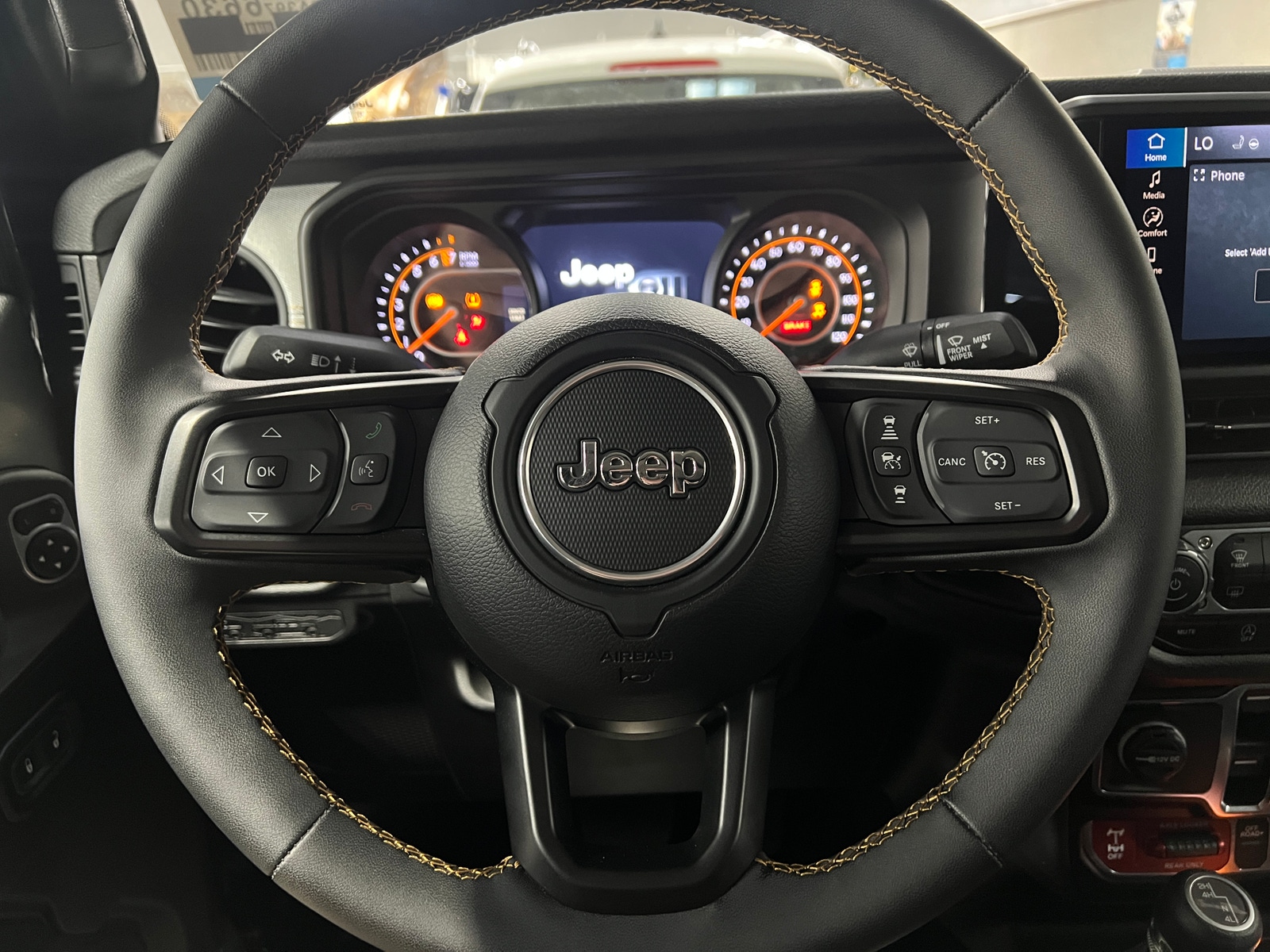 Thumbnail: 2024 Jeep Gladiator - 5