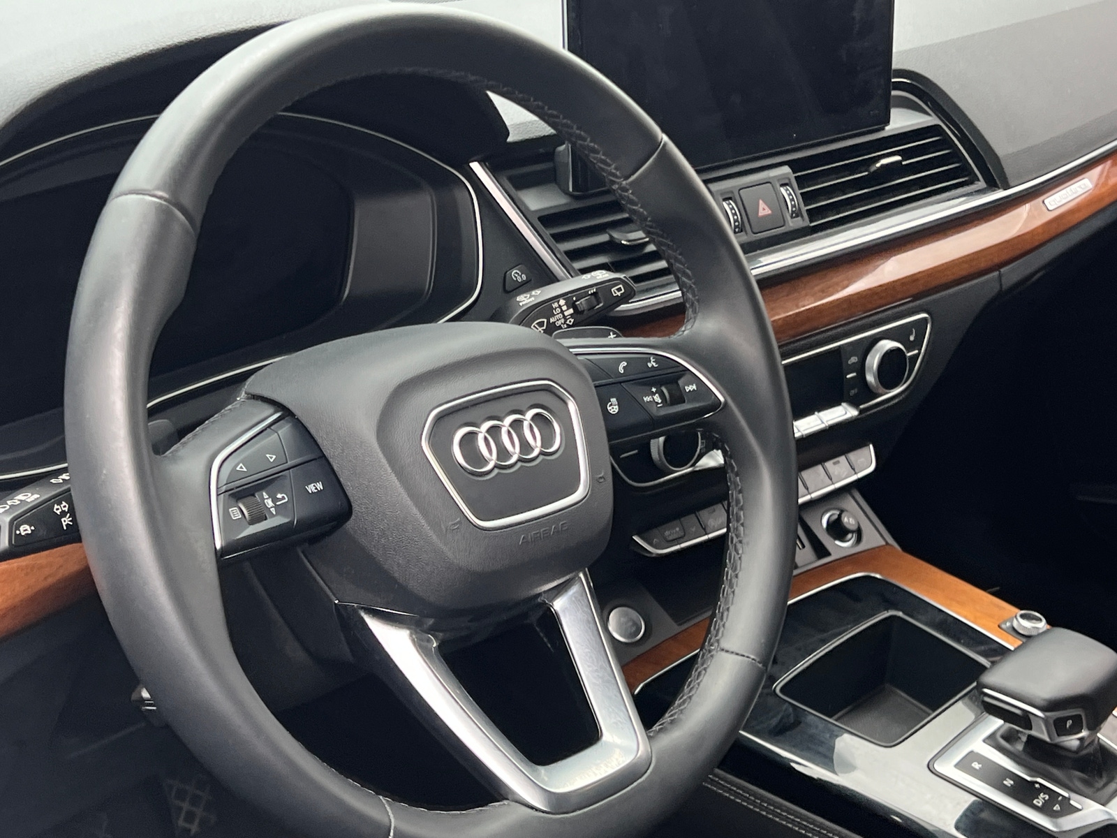 Thumbnail: 2022 Audi Q5 - 4