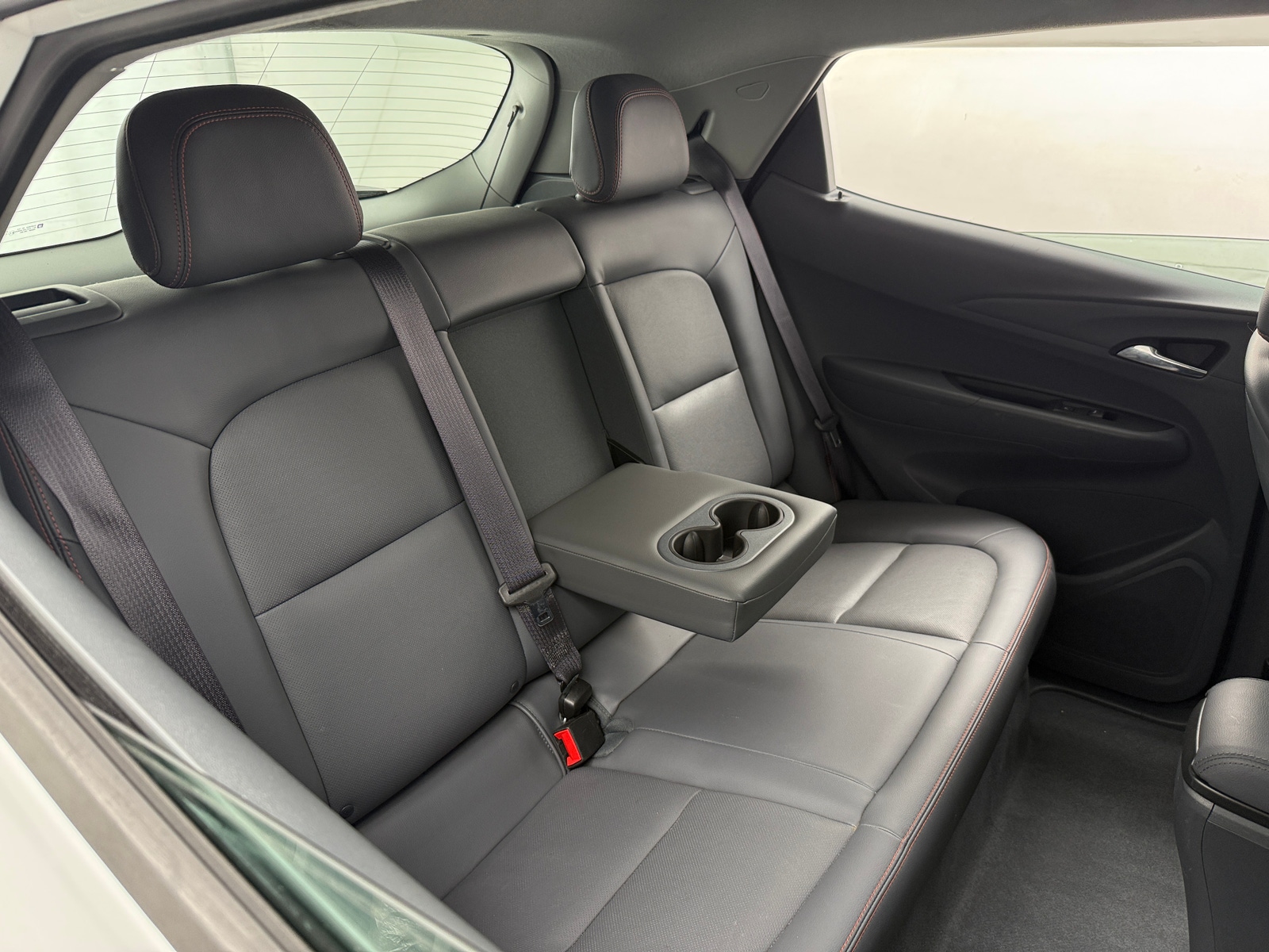 Thumbnail: 2017 Chevrolet Bolt EV - 5