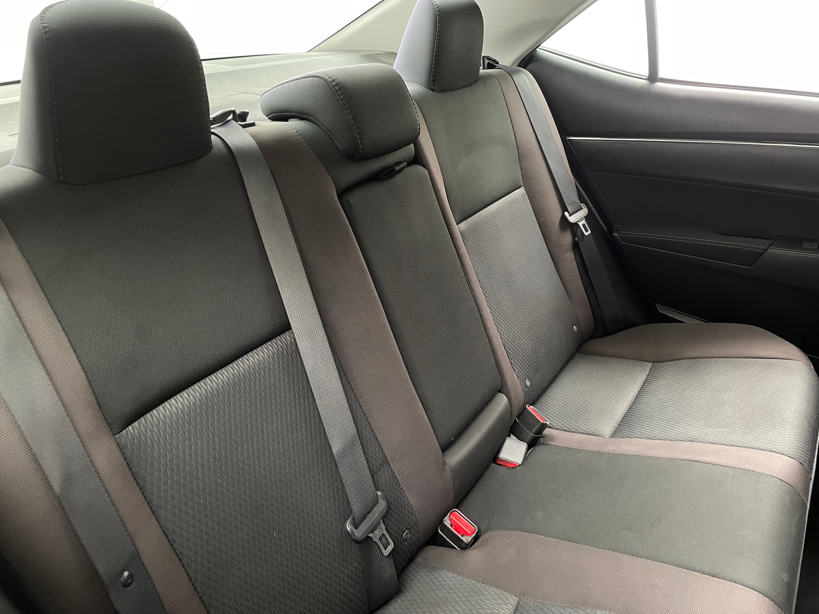 Thumbnail: 2017 Toyota Corolla - 6