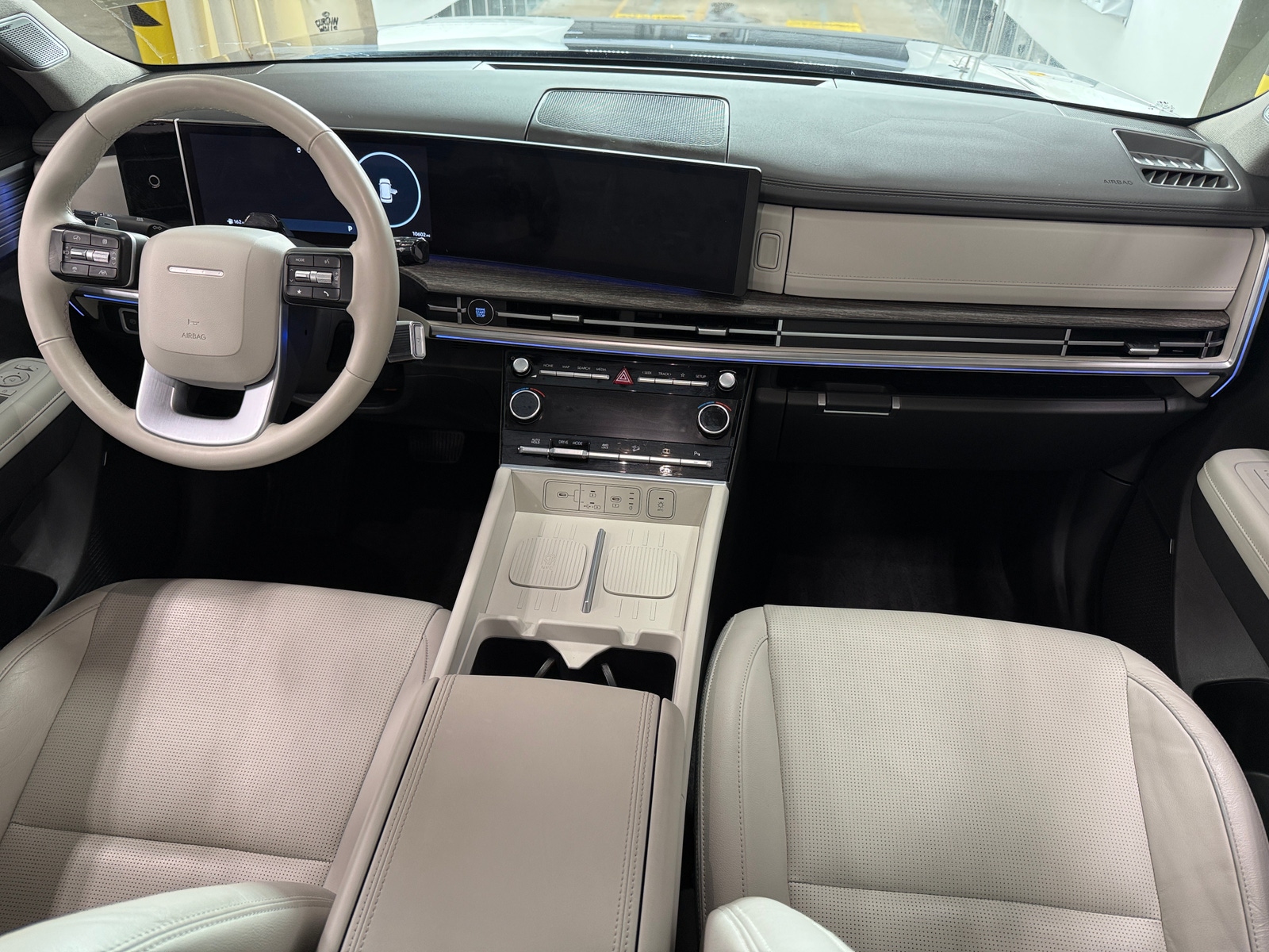 Thumbnail: 2024 Hyundai Santa Fe - 2