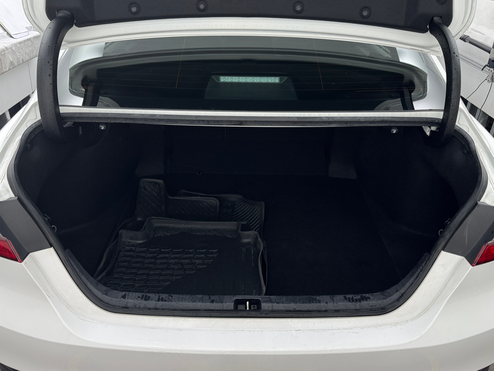 Thumbnail: 2022 Toyota Camry - 7