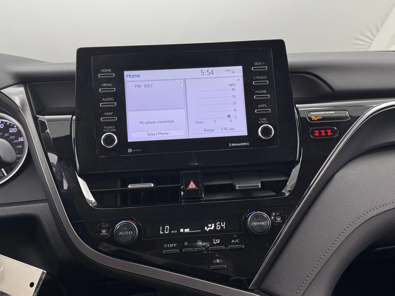 Thumbnail: 2022 Toyota Camry - 4