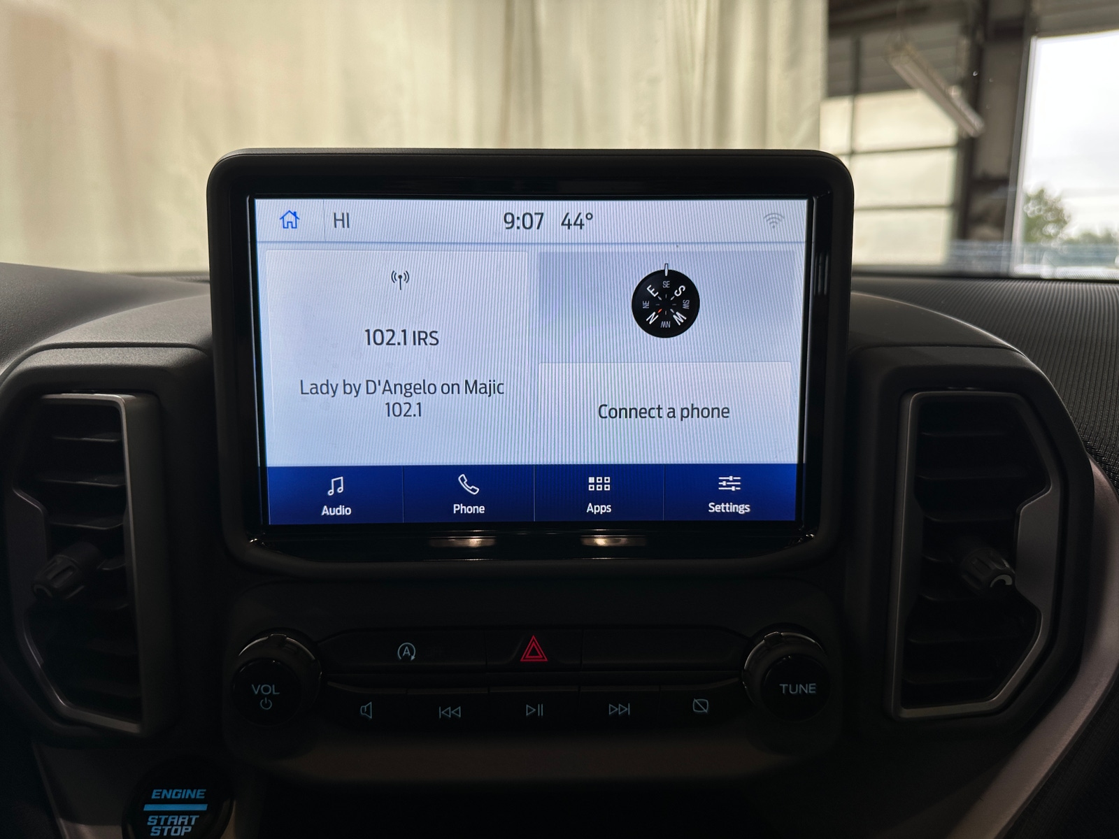 Thumbnail: 2023 Ford Bronco Sport - 4