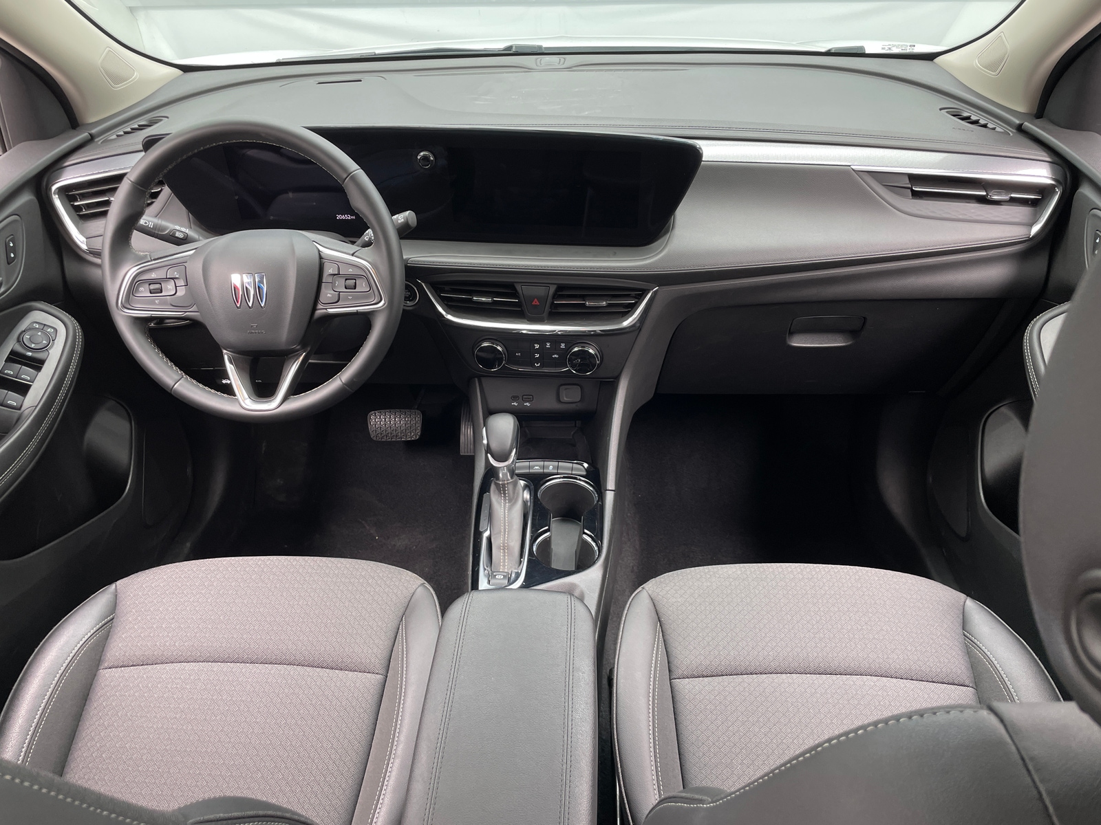 Thumbnail: 2025 Buick Encore GX - 2