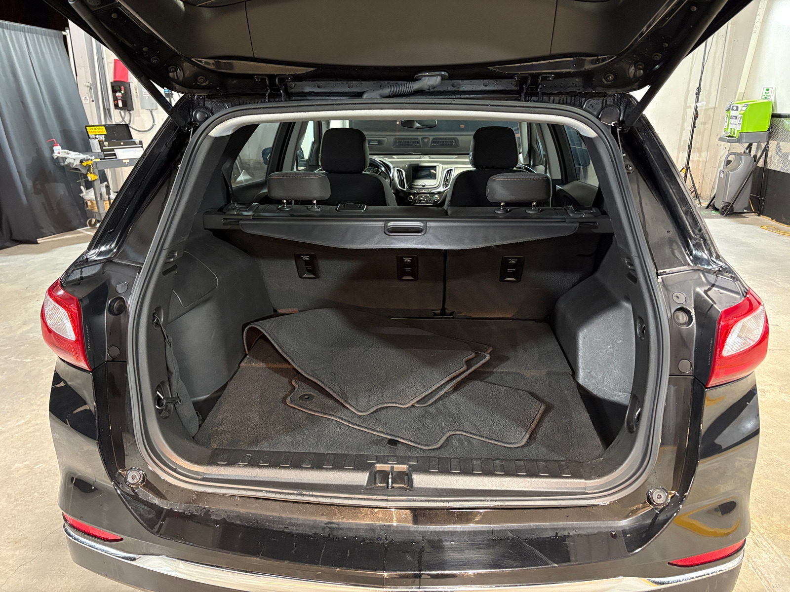 Thumbnail: 2019 Chevrolet Equinox - 7