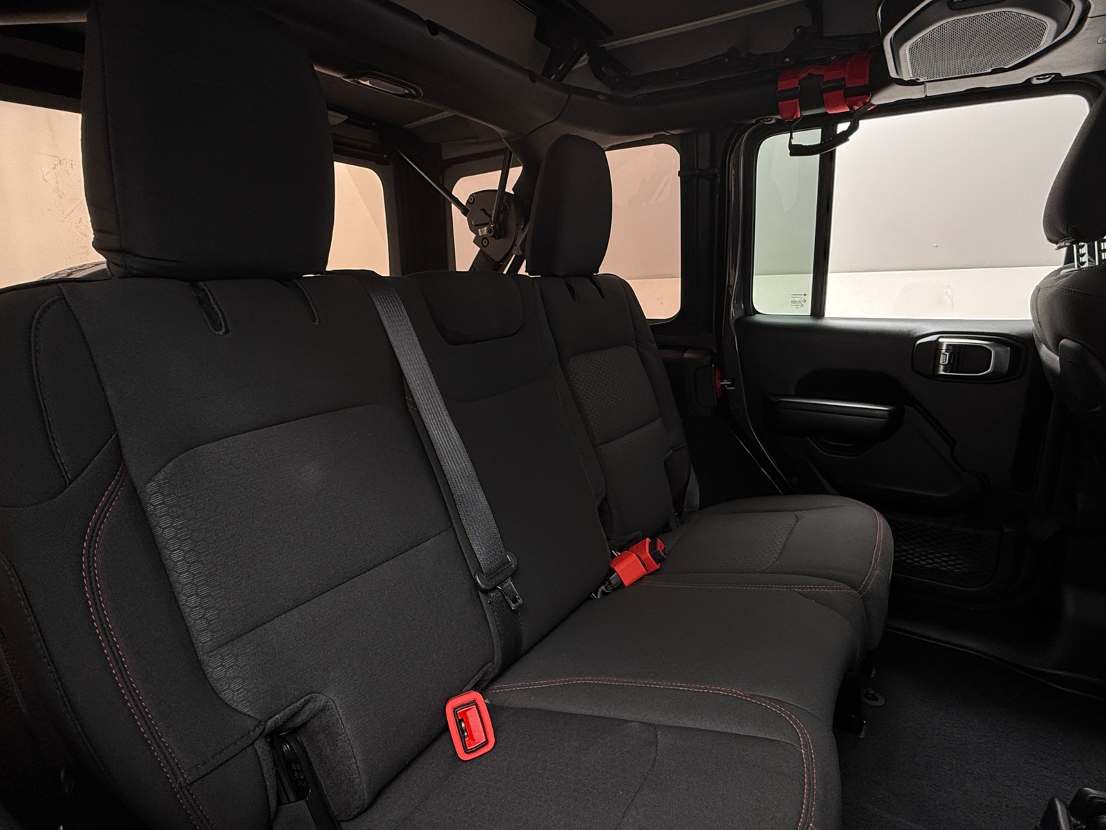 Thumbnail: 2021 Jeep Wrangler - 6