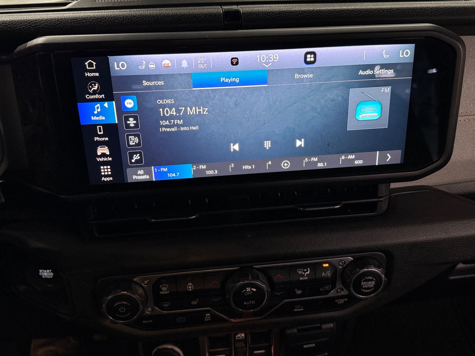 Thumbnail: 2024 Jeep Wrangler - 4