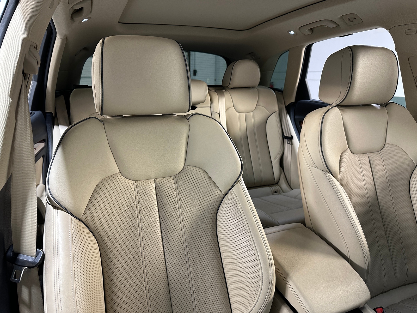 Thumbnail: 2023 Audi Q5 - 2