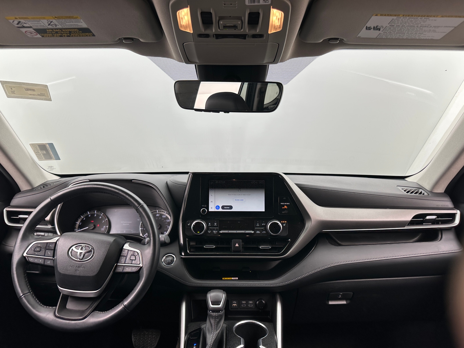 Thumbnail: 2023 Toyota Highlander - 2